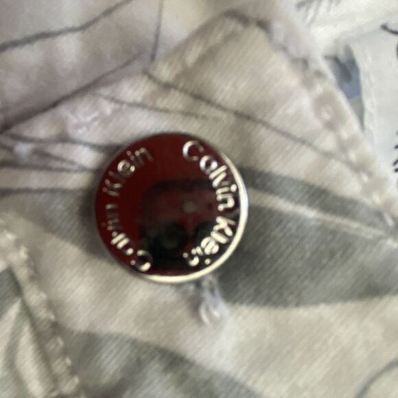 Calvin Klein Gray Printed Cotton Straight Ankle Jeans Women's Size 4 Used - Picture 11 of 16